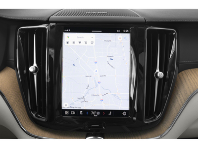 2023 Volvo XC60 Recharge Plug-In Hybrid T8 Core Bright Theme