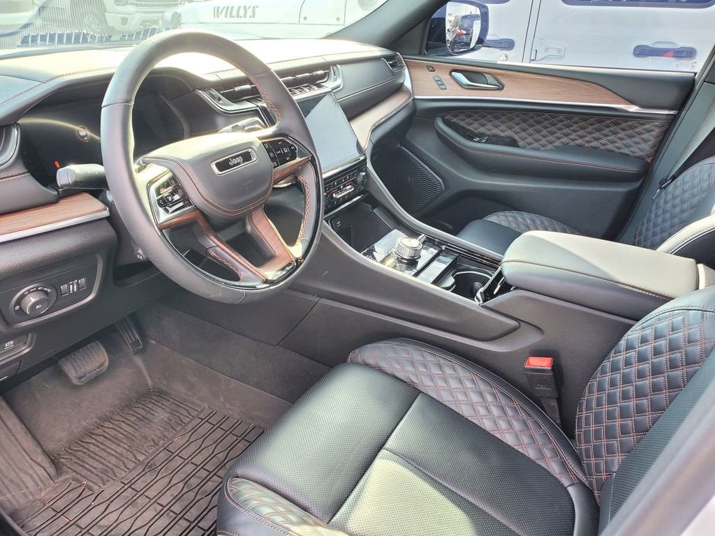 2025 Jeep Grand Cherokee L Summit