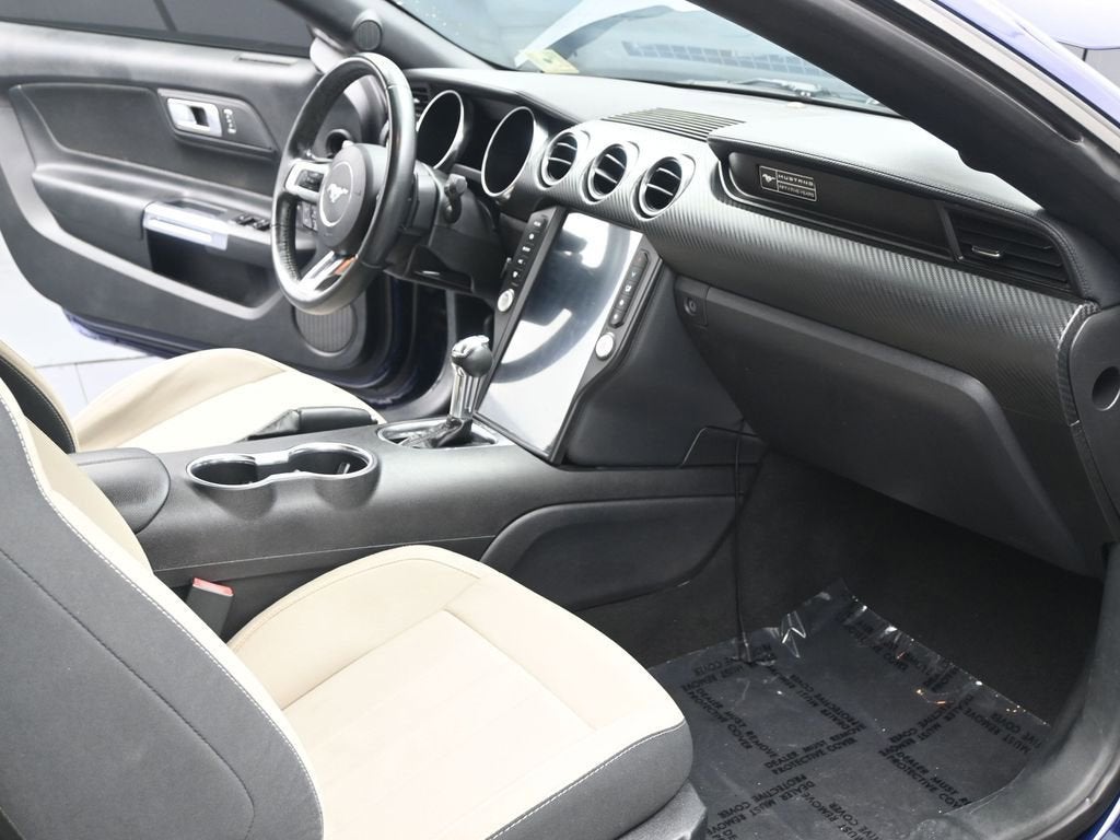 2020 Ford Mustang EcoBoost