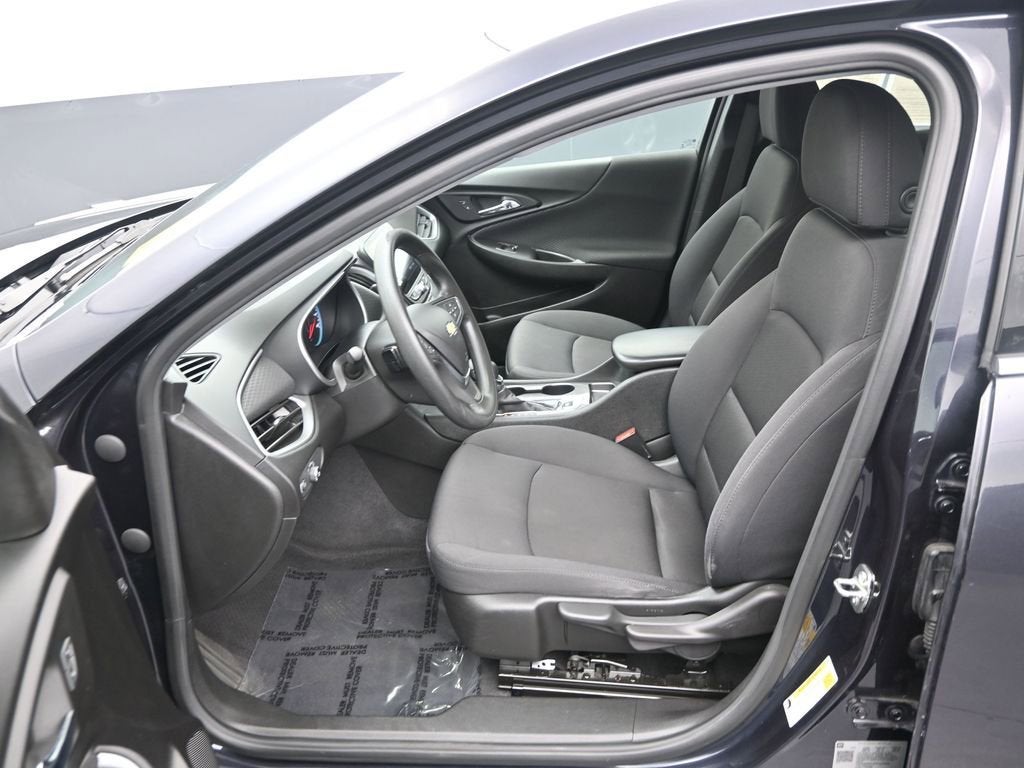 2023 Chevrolet Malibu LS