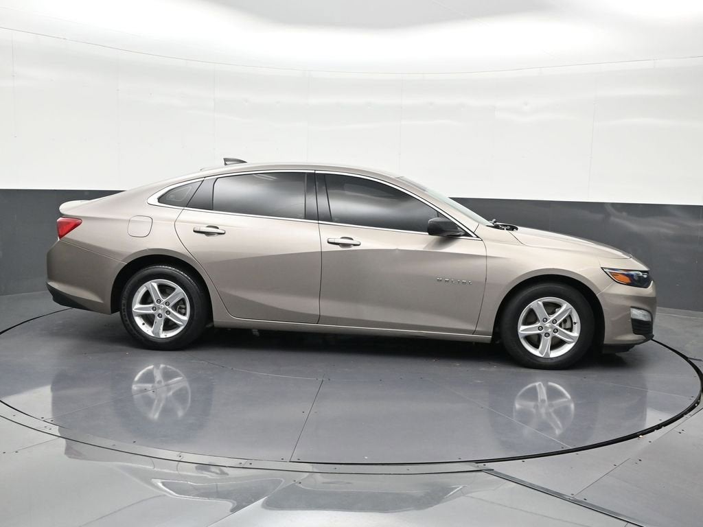 2022 Chevrolet Malibu LS