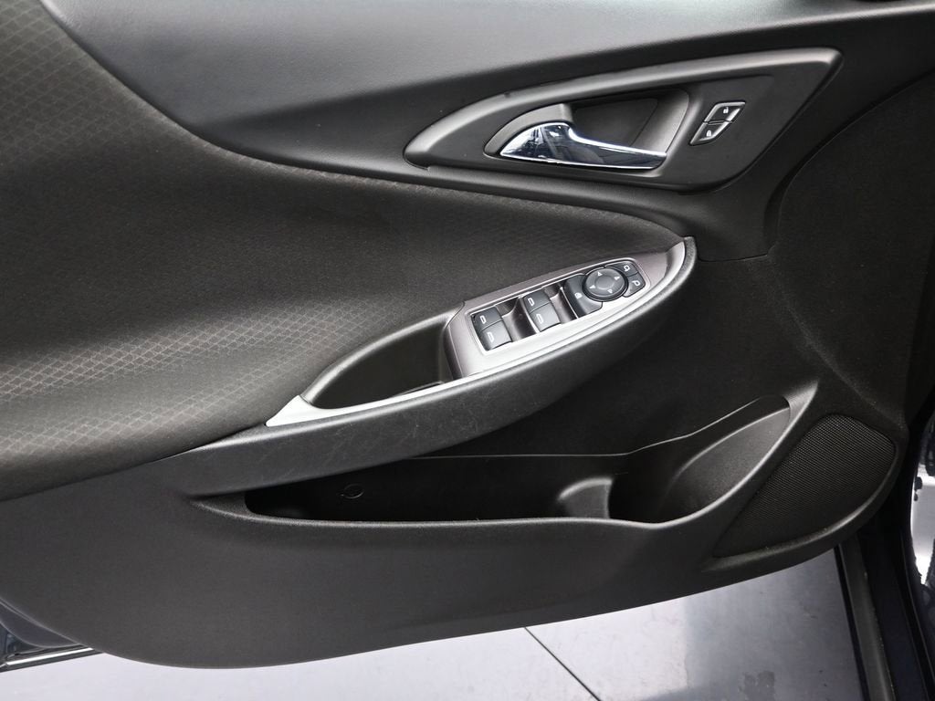 2022 Chevrolet Malibu LS