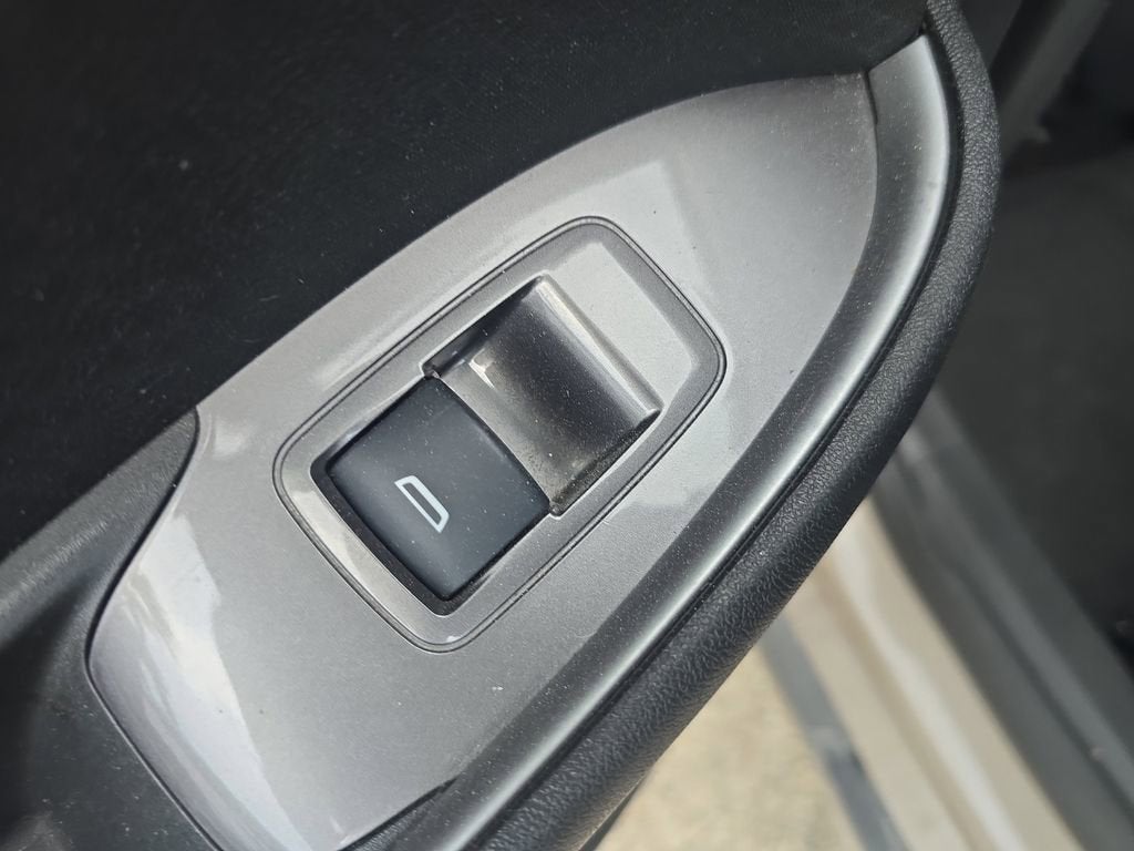 2022 Chevrolet Malibu LS