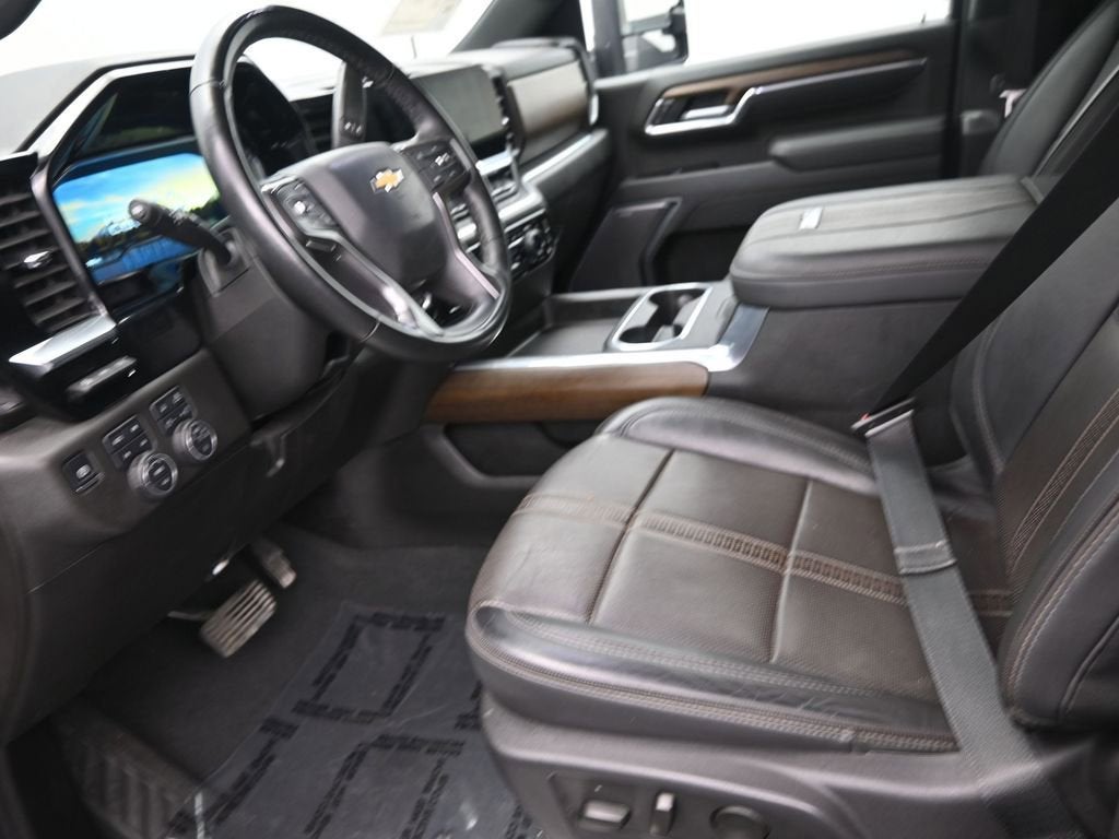 2025 Chevrolet Silverado 3500 HD High Country DRW