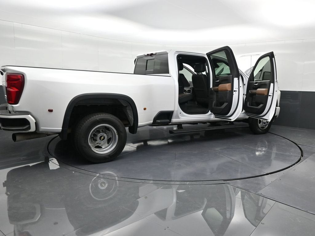 2022 Chevrolet Silverado 3500 HD High Country DRW