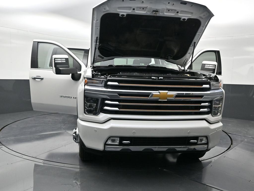 2022 Chevrolet Silverado 3500 HD High Country DRW