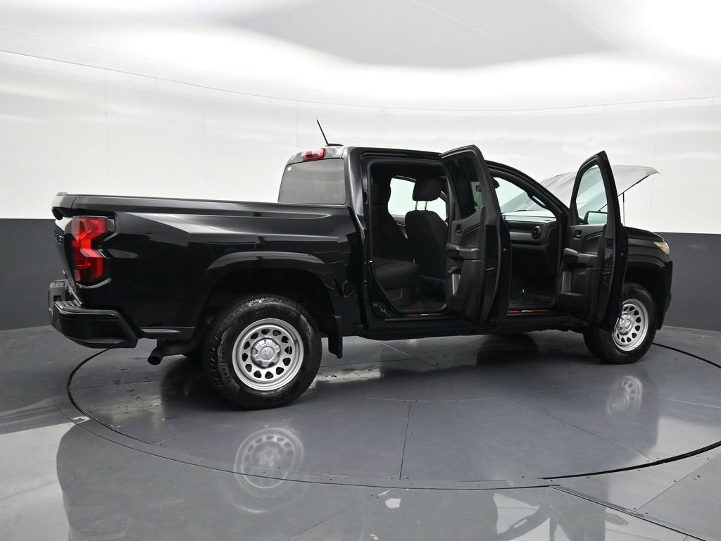 2024 Chevrolet Colorado WT