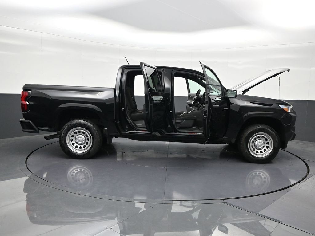 2024 Chevrolet Colorado WT