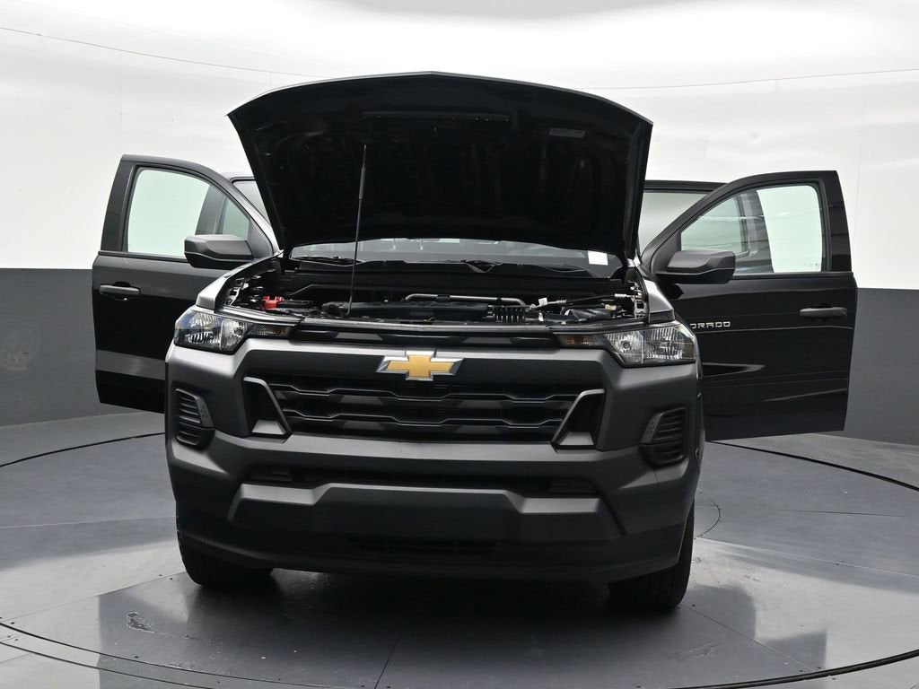 2024 Chevrolet Colorado WT