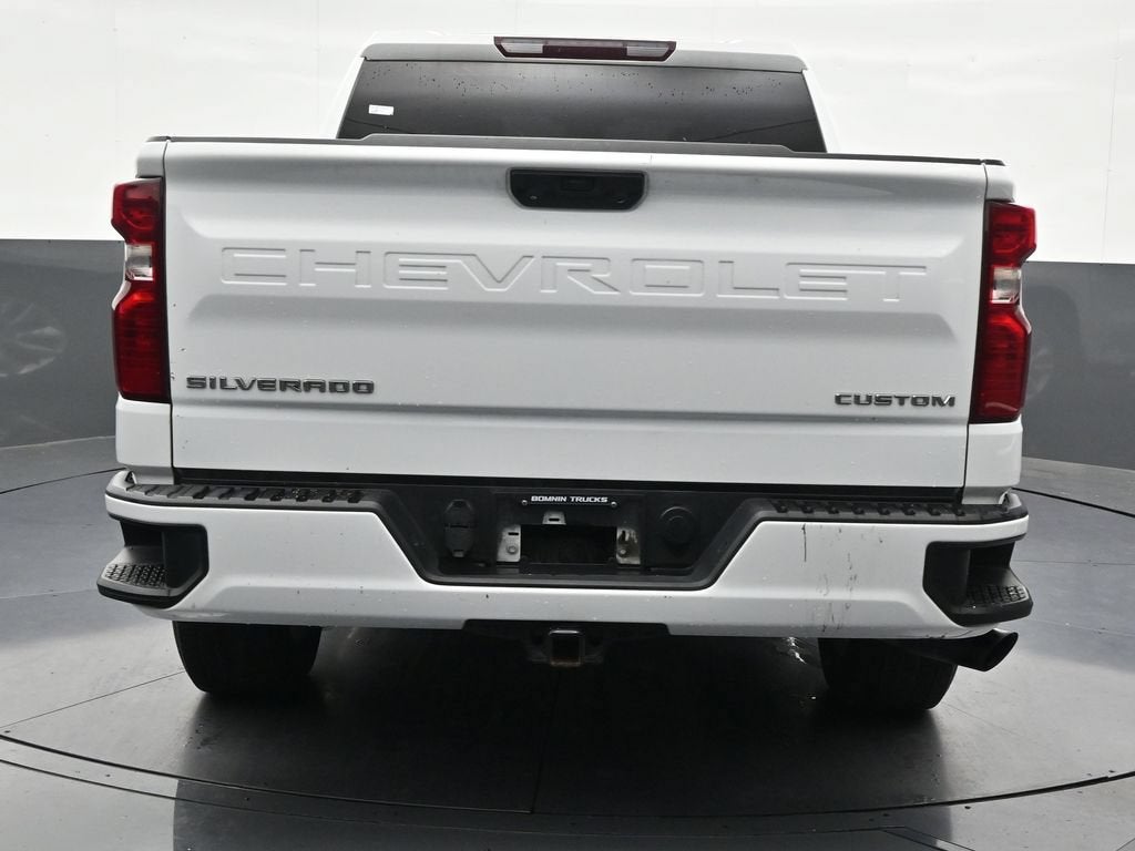 2022 Chevrolet Silverado 1500 Custom
