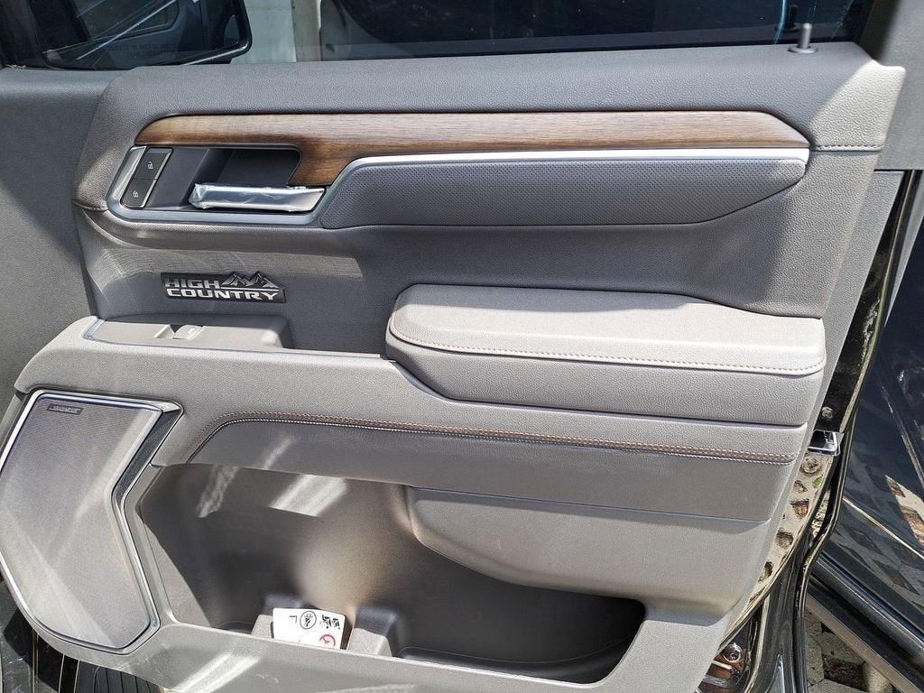 2025 Chevrolet Silverado 1500 High Country