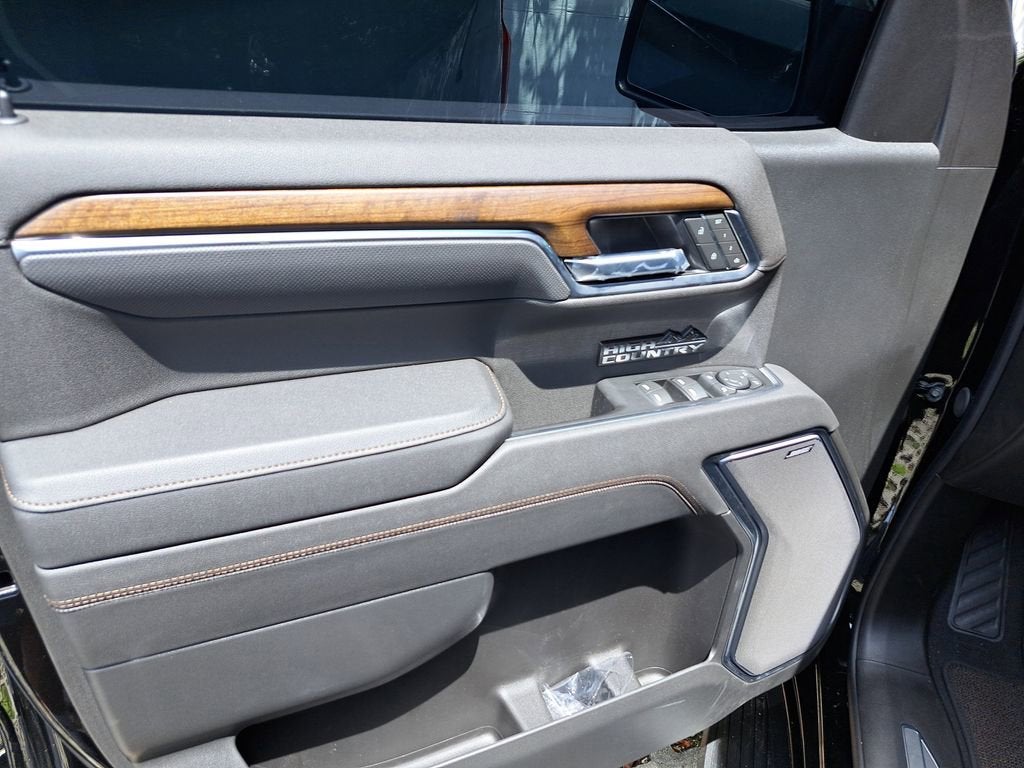 2025 Chevrolet Silverado 1500 High Country