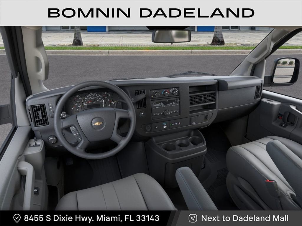 2025 Chevrolet Express Cargo WT
