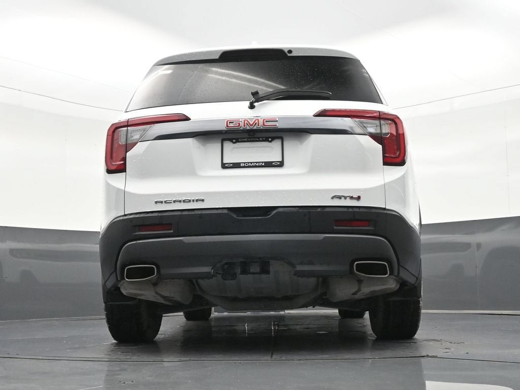 2023 GMC Acadia AT4