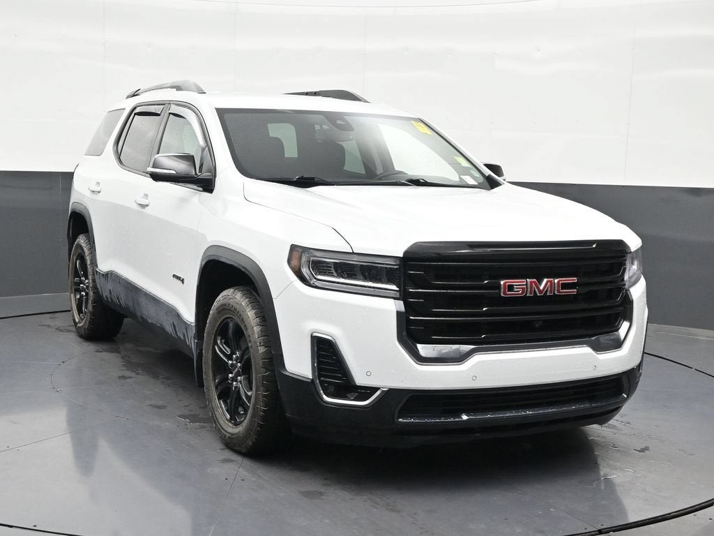 2023 GMC Acadia AT4