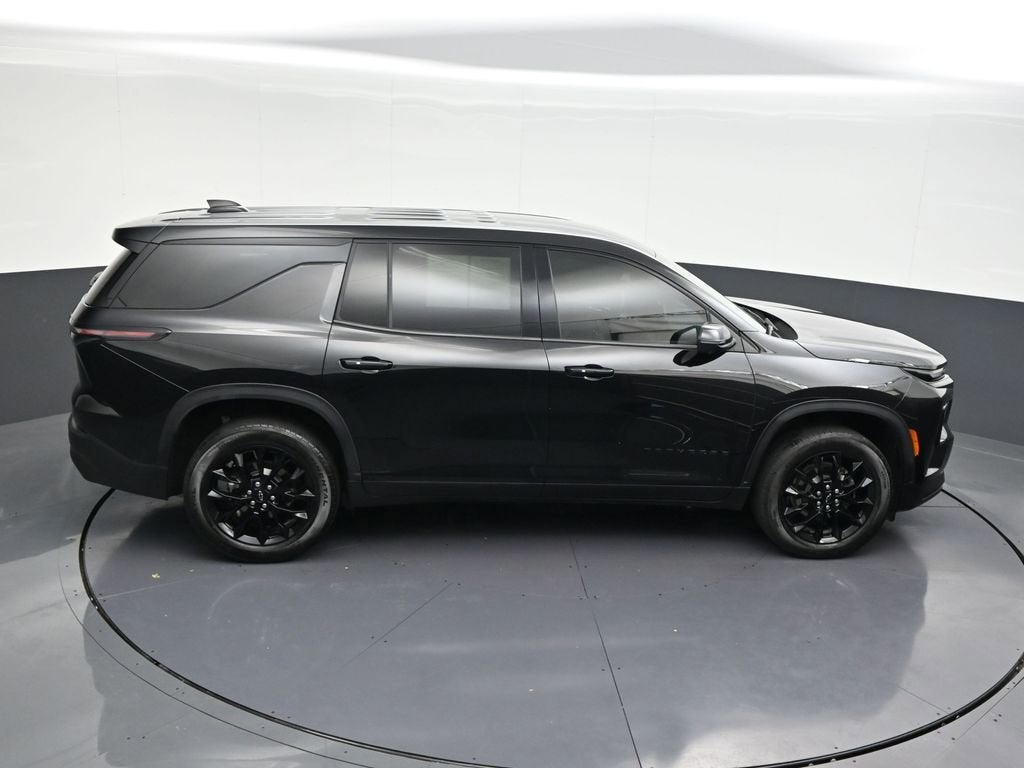 2024 Chevrolet Traverse LS