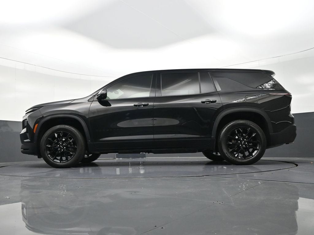 2024 Chevrolet Traverse LS