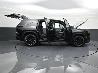 2024 Chevrolet Traverse LS