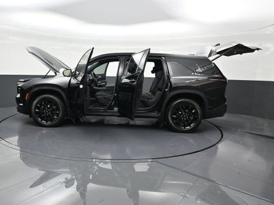 2024 Chevrolet Traverse LS