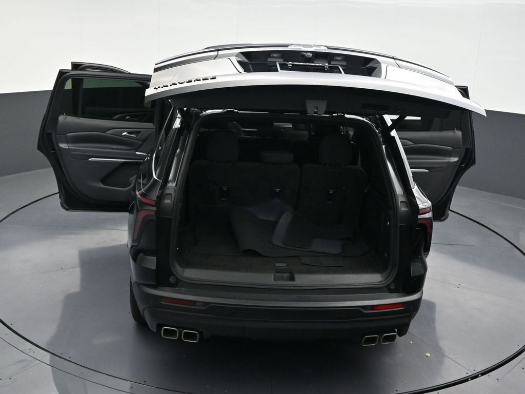 2024 Chevrolet Traverse LS