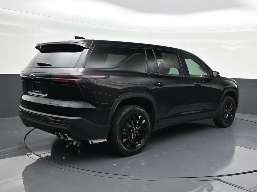 2024 Chevrolet Traverse LS