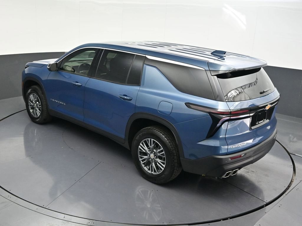 2024 Chevrolet Traverse LS