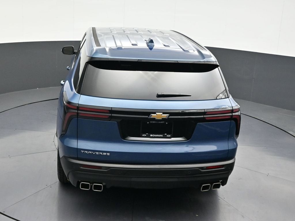 2024 Chevrolet Traverse LS