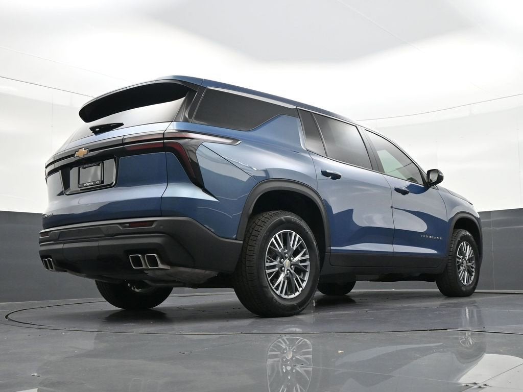 2024 Chevrolet Traverse LS