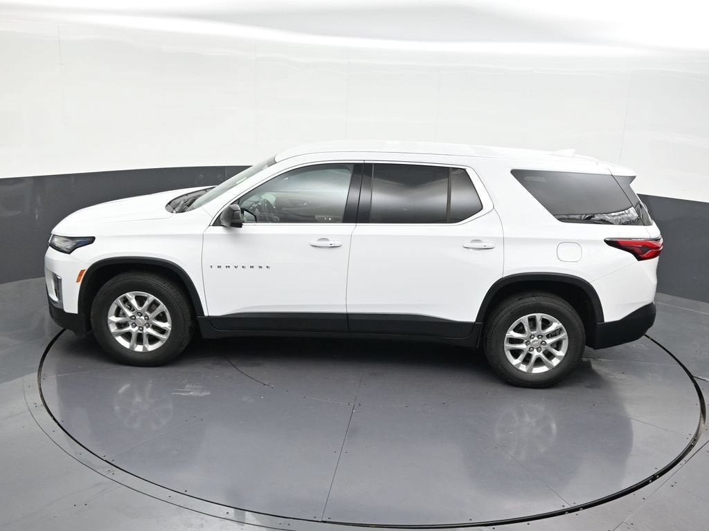 2022 Chevrolet Traverse LS