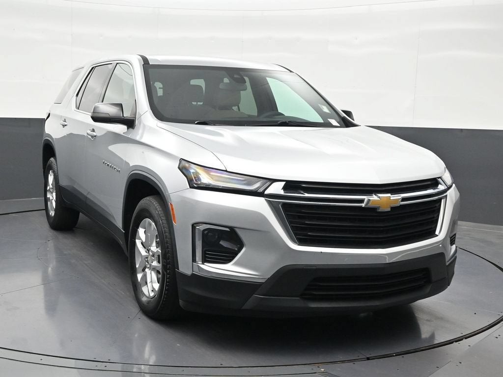 2022 Chevrolet Traverse LS