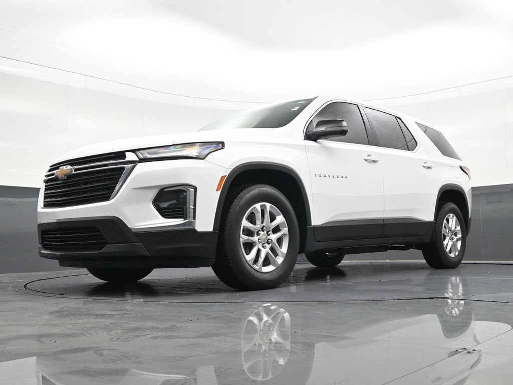2023 Chevrolet Traverse LS