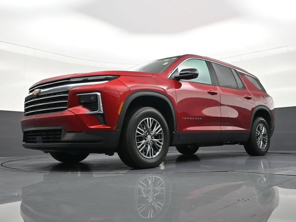 2024 Chevrolet Traverse LT