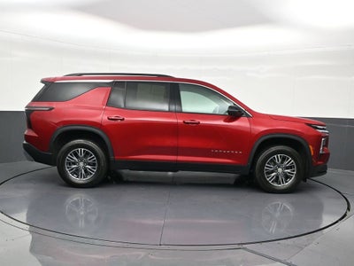 2024 Chevrolet Traverse LT