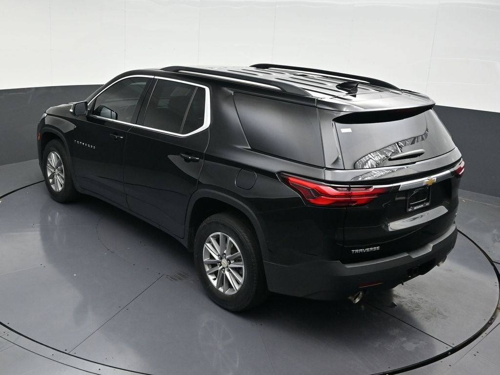 2022 Chevrolet Traverse LT Cloth