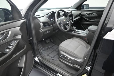 2024 Chevrolet Traverse Limited LT Cloth
