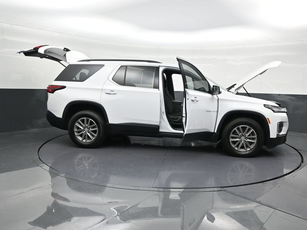 2024 Chevrolet Traverse Limited LT Cloth