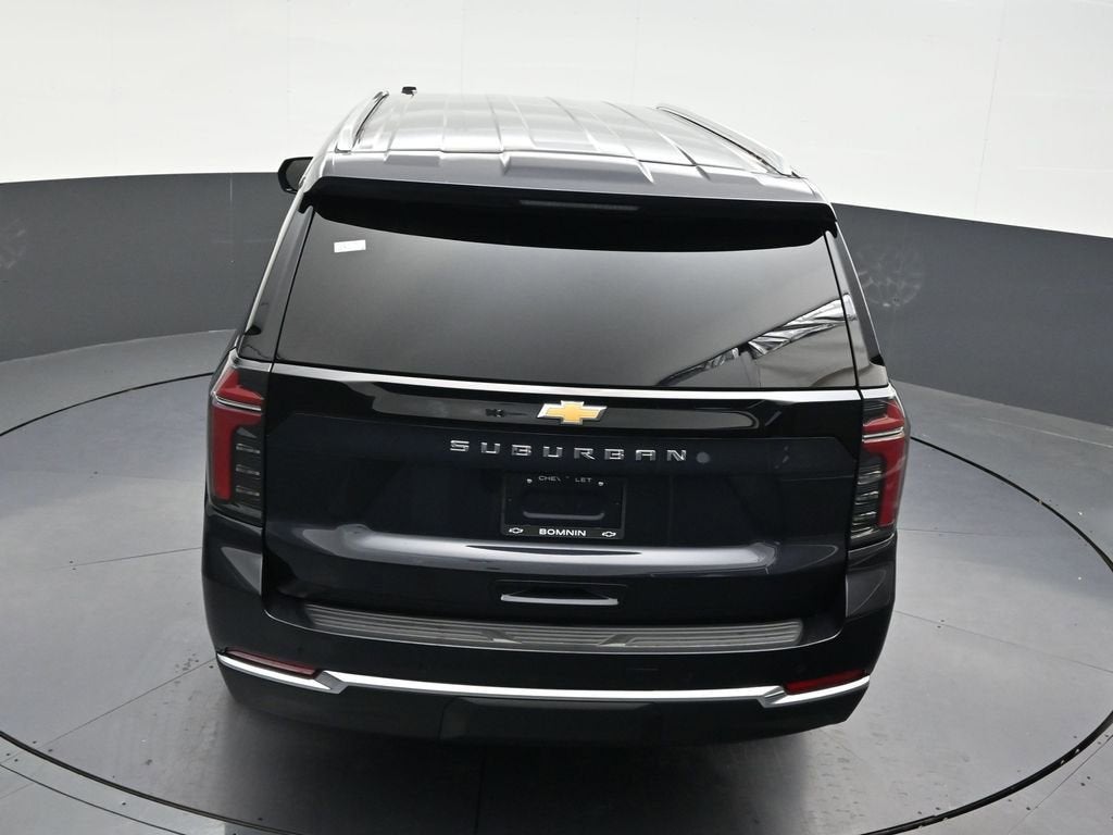 2025 Chevrolet Suburban LS