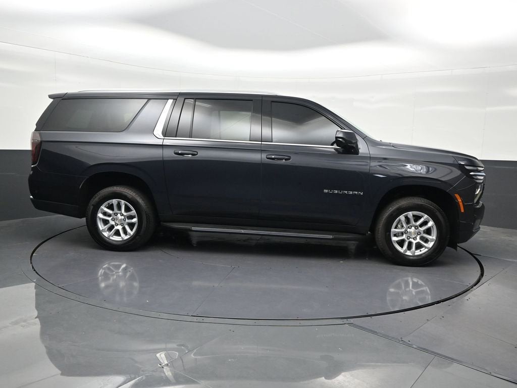 2025 Chevrolet Suburban LS