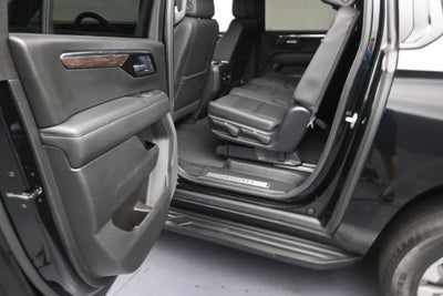 2025 Chevrolet Suburban LT