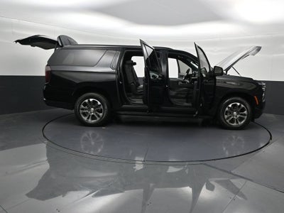 2025 Chevrolet Suburban LT