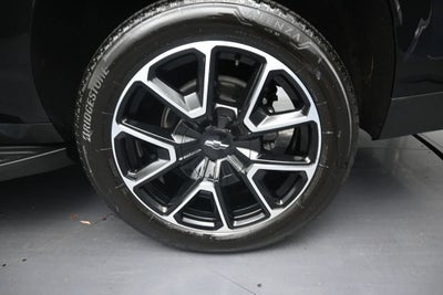 2025 Chevrolet Suburban RST