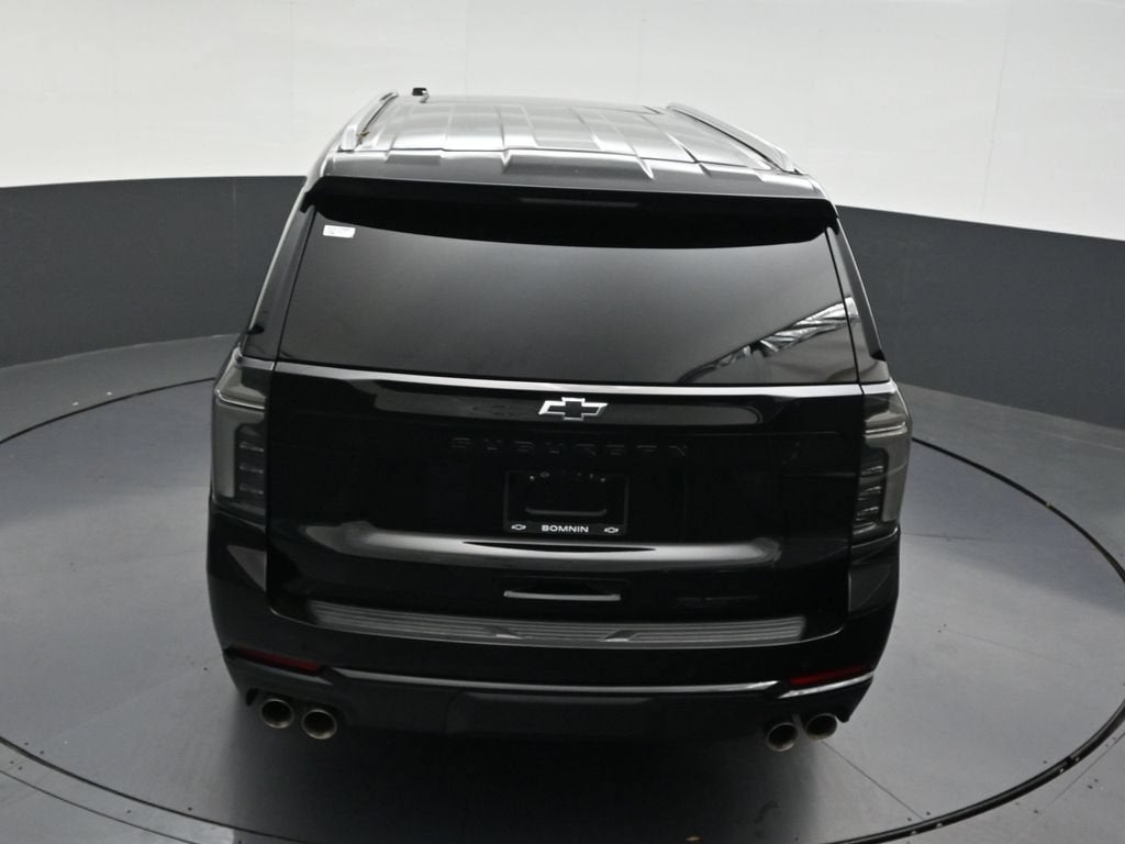 2025 Chevrolet Suburban RST