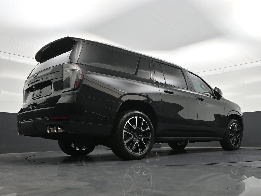2025 Chevrolet Suburban RST