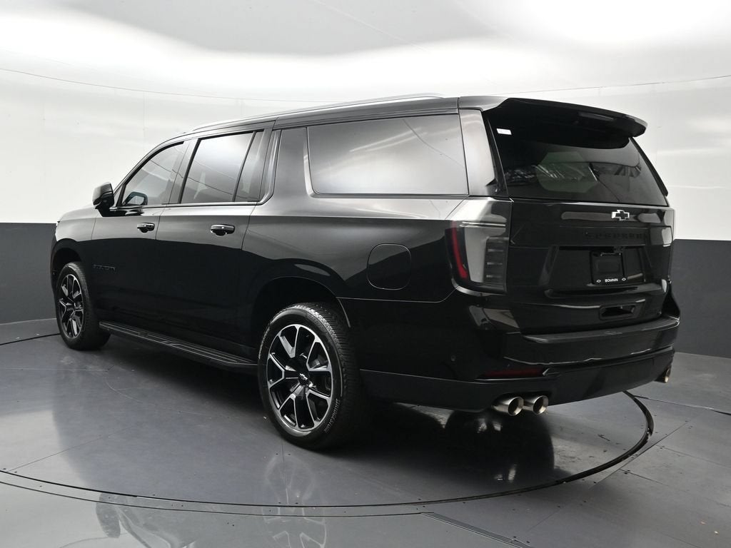 2025 Chevrolet Suburban RST
