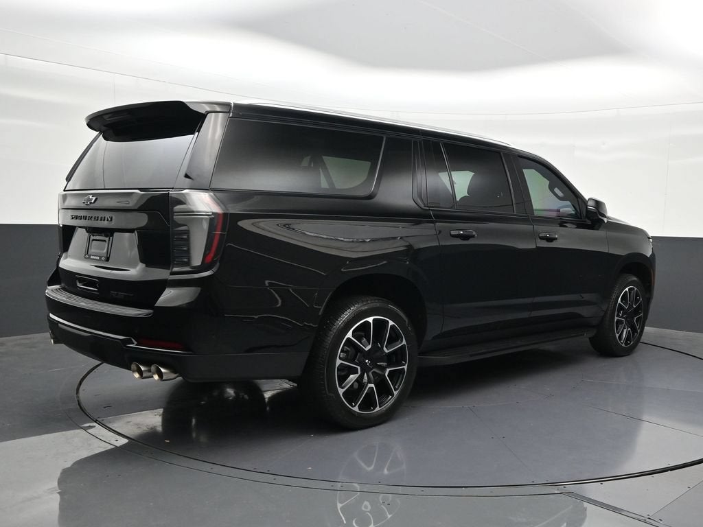 2025 Chevrolet Suburban RST