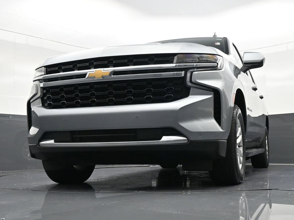 2023 Chevrolet Suburban LS