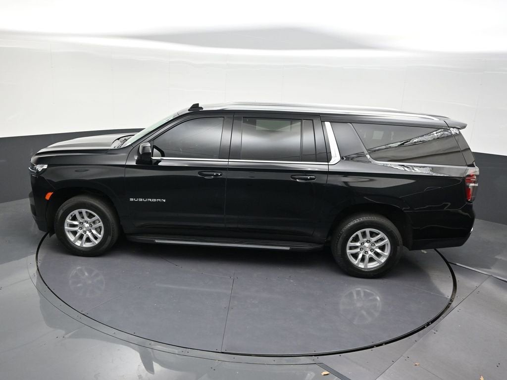 2023 Chevrolet Suburban LS