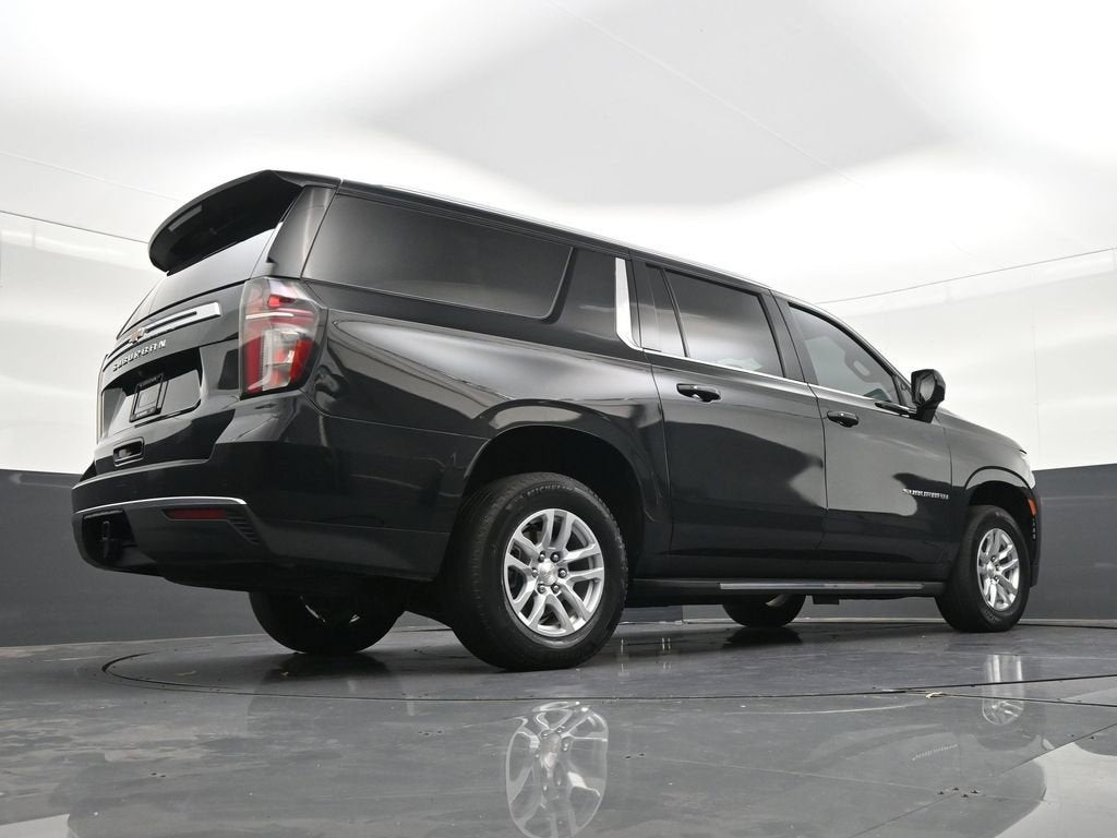 2023 Chevrolet Suburban LS