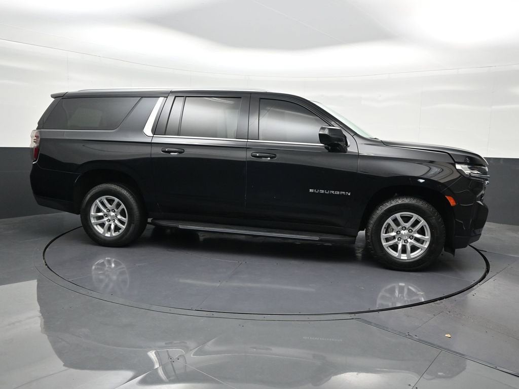 2023 Chevrolet Suburban LS