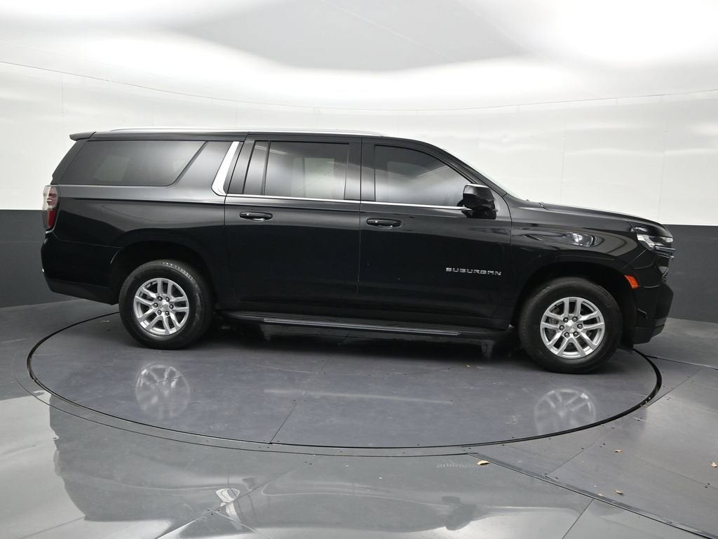 2023 Chevrolet Suburban LS